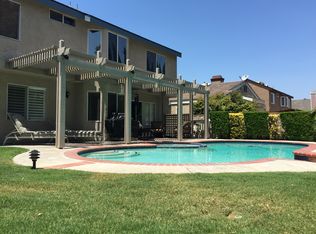 1833 Kingsford Dr, Corona, CA 92878