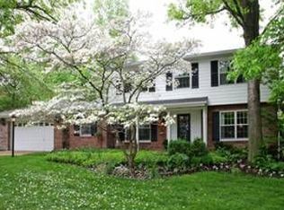 719 Garland Pl, Saint Louis, MO 63122