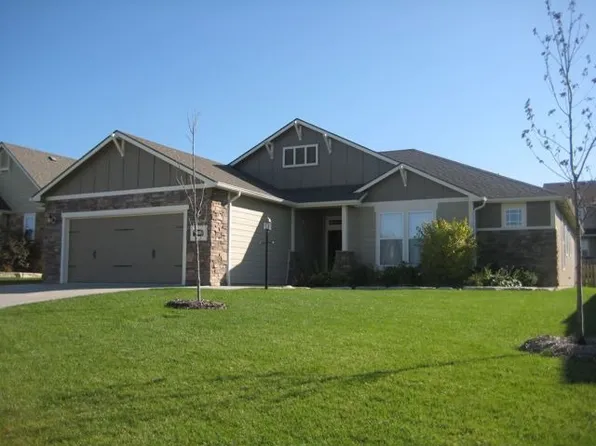 5209 Carson Dr, Lawrence, KS 66049