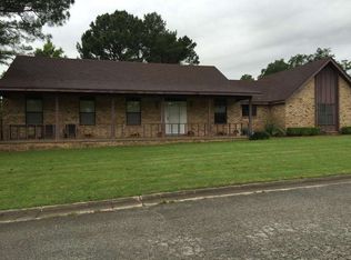 2210 Gershwin Dr, Durant, OK 74701