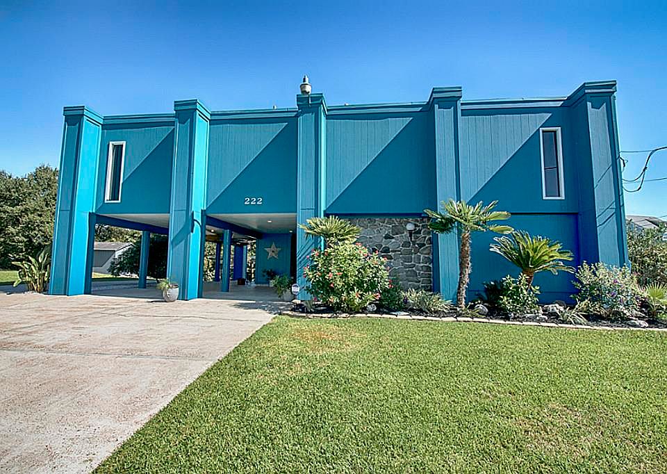 1st image of 222 Yaupon Dr