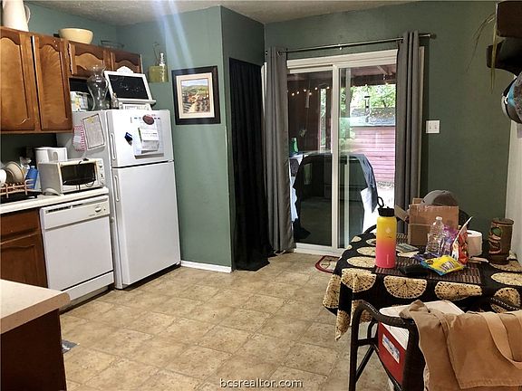 3rd image of 3336 & 3338 Lodgepole Ct