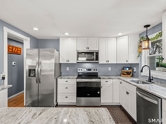 5th image of 113 Warner Street