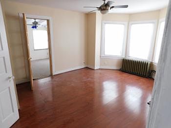 5th image of 47 E Stewart Ave