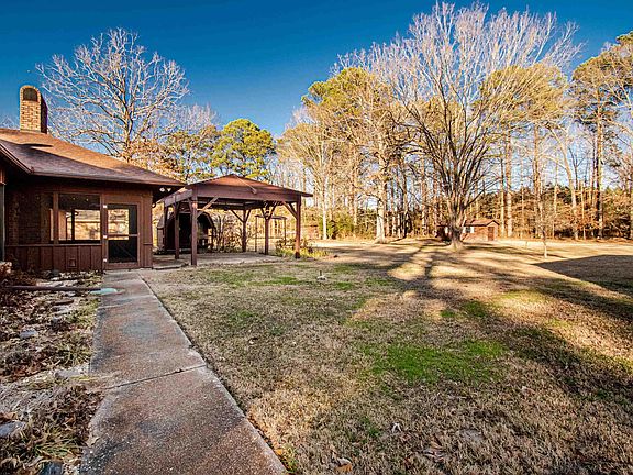 2nd image of 502 Oak Manor Dr