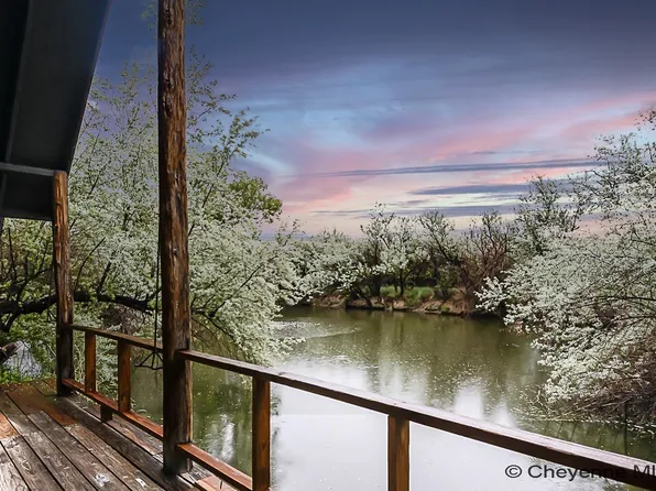 79 N Ringneck Rd, Wheatland, WY 82201