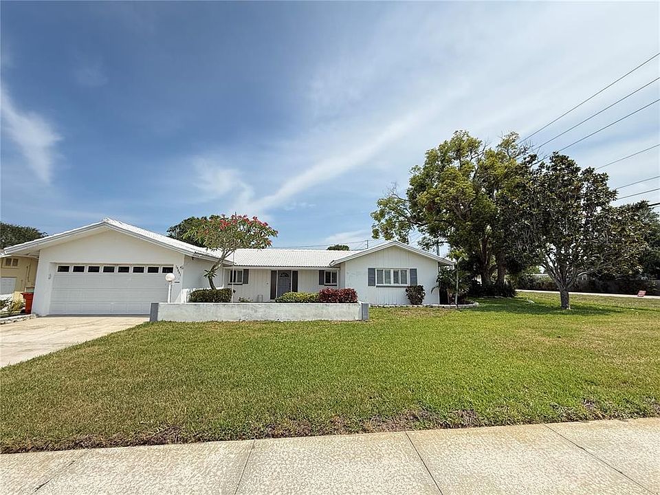 1st image of 14001 YACHT CLUB BOULEVARD