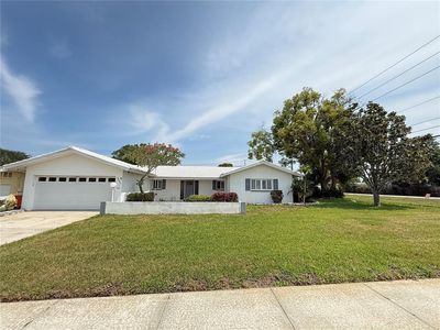 14001 YACHT CLUB BOULEVARD, Seminole, FL, 33776