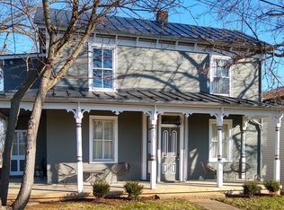 317 N Madison St, Staunton, VA 24401