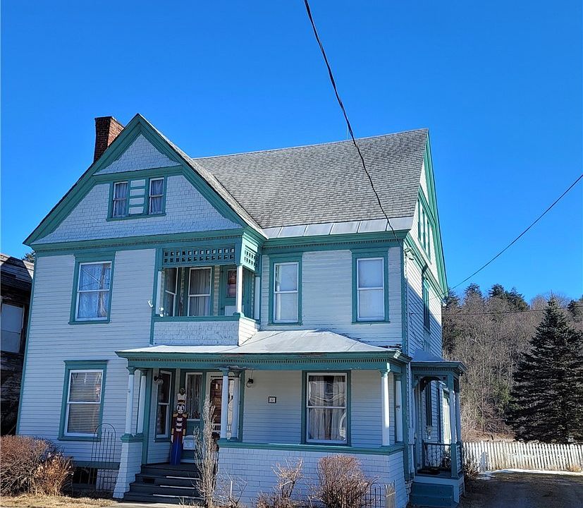 1st image of 32 N Main St