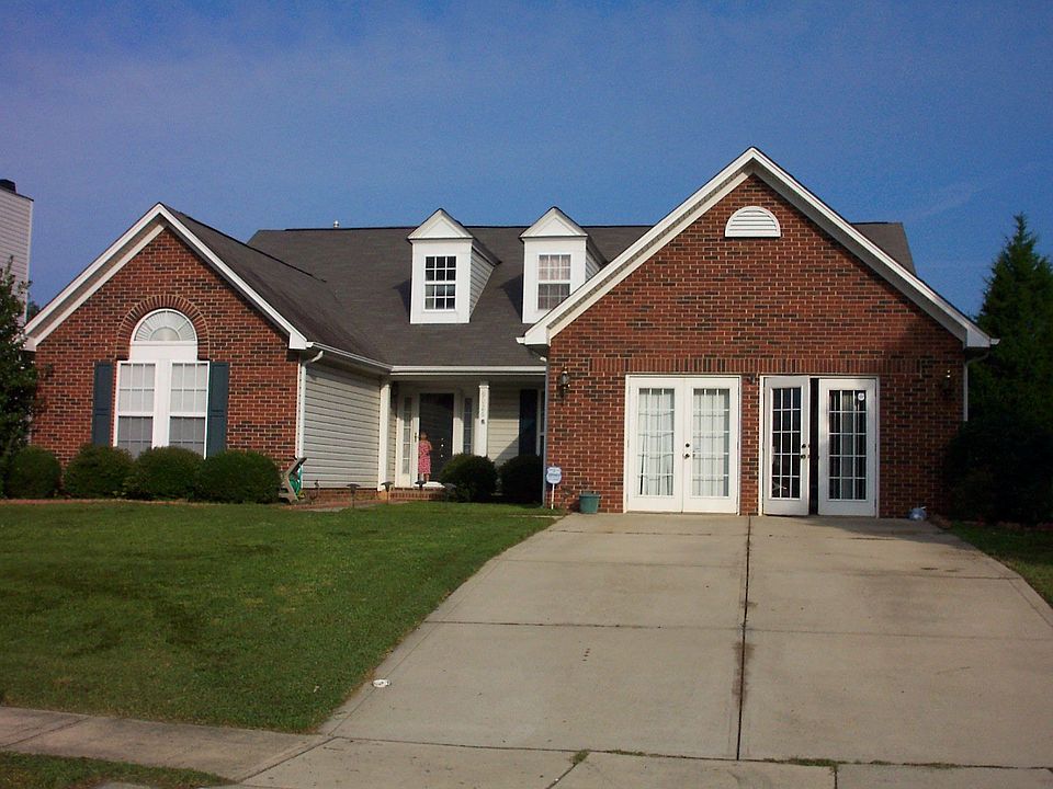 Steelchase Brick Front