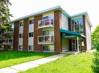 11919 105th St NW, Edmonton, AB T5G 2N4