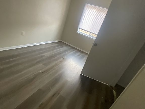 2nd image of 25596 Byron St