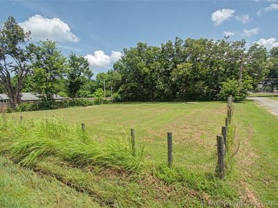205 W Park Ave, Checotah, OK, 74426