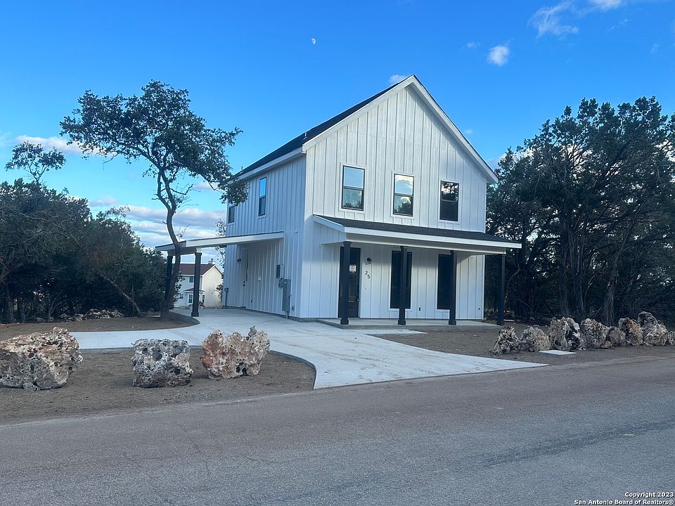 1st image of 25 Woodacre Dr