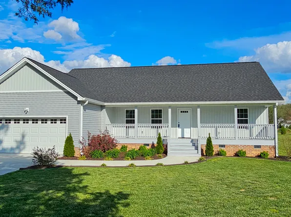 214 Harris St, Chatsworth, GA 30705