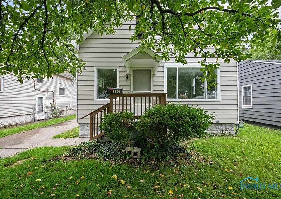 1st image of 2215 Dunham St