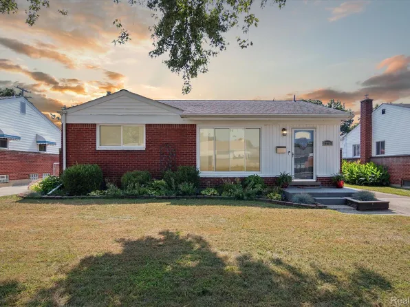 27736 Goldin Dr, Madison Heights, MI 48071