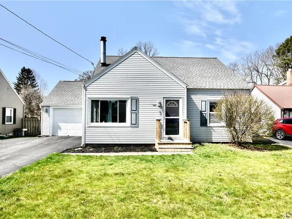 143 Dormar Dr, North Syracuse, NY 13212