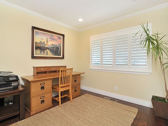 4th image of 1449 Elwood Dr