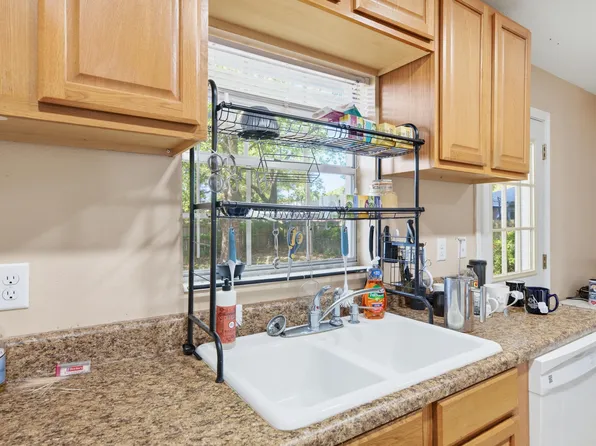 750 Mayflower Ave, Fort Walton Beach, FL 32547
