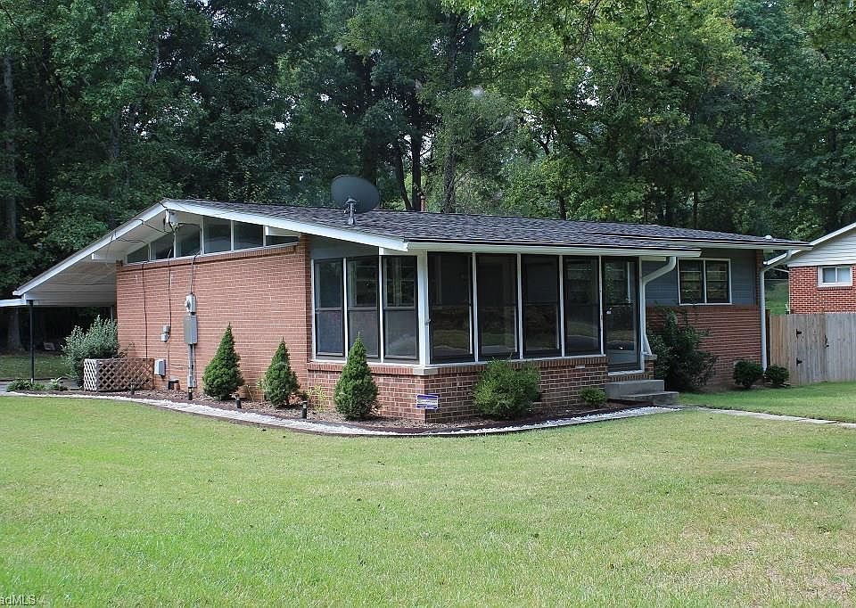 1st image of 1901 Elkhart Dr