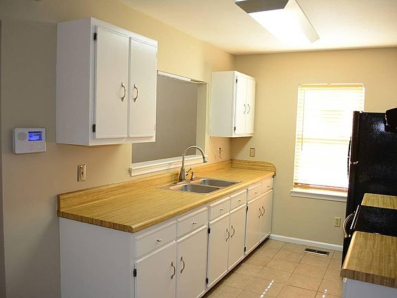 4th image of 1428 Prentis Ave