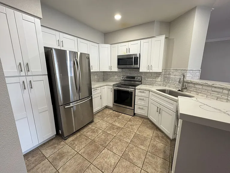 3840 Elijah Ct #811 — Photo 5