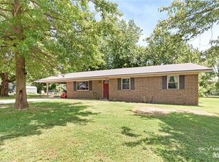 10816 Brady Rd, Prairie Grove, AR 72753