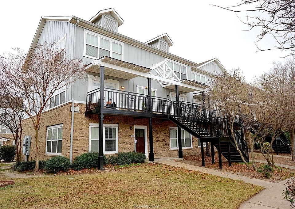 1st image of 1725 Harvey Mitchell Pkwy S APT 1411