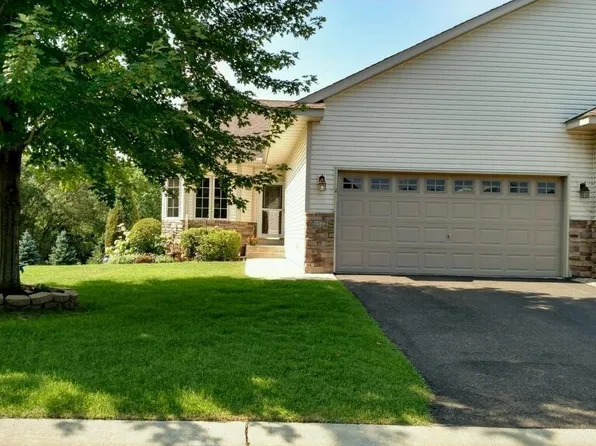 1572 130th Ave NW, Coon Rapids, MN 55448