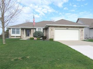 4012 127th St, Urbandale, IA 50323