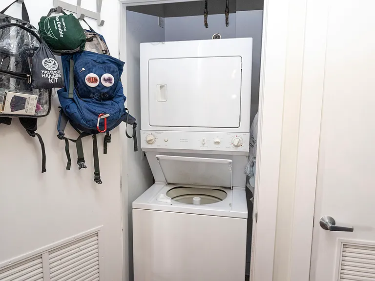 In unit Washer/Dryer saves you trips to local laundromats with suspect coin machines.
