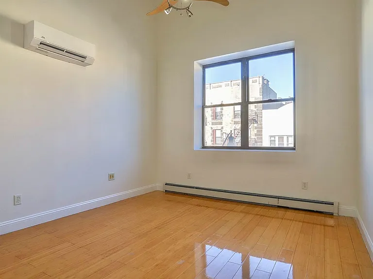 410 Central Ave #2D — Photo 3