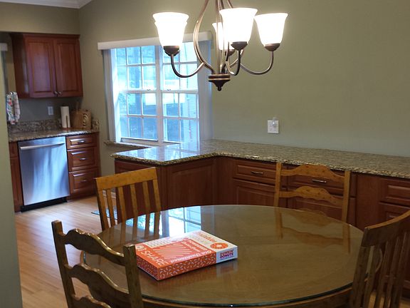 4th image of 2863 Autumn Green Dr