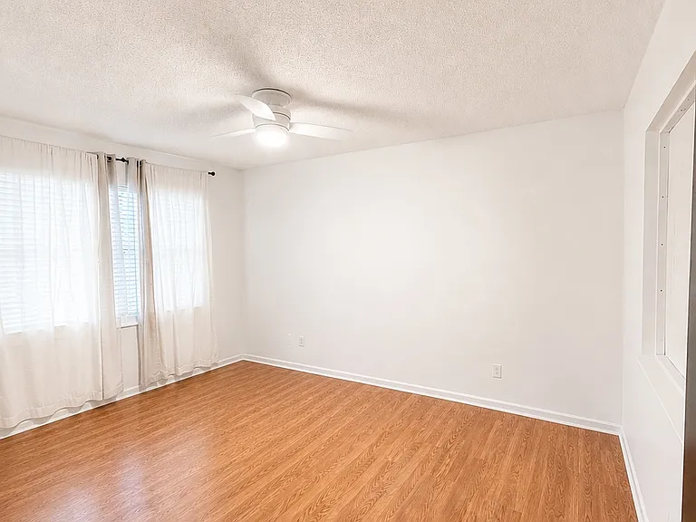 119 Windmill Ln — Photo 8