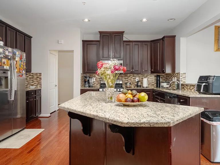 Kitchen with an Island