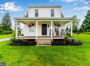 446 Big Mount Rd, Thomasville, PA 17364