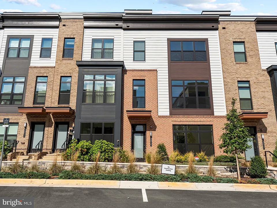 2015 Tysons Ridgeline Rd