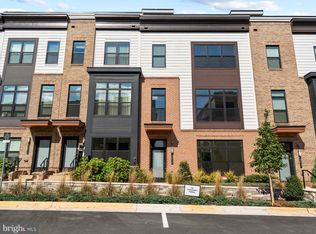 2015 Tysons Ridgeline Rd, Falls Church, VA 22043