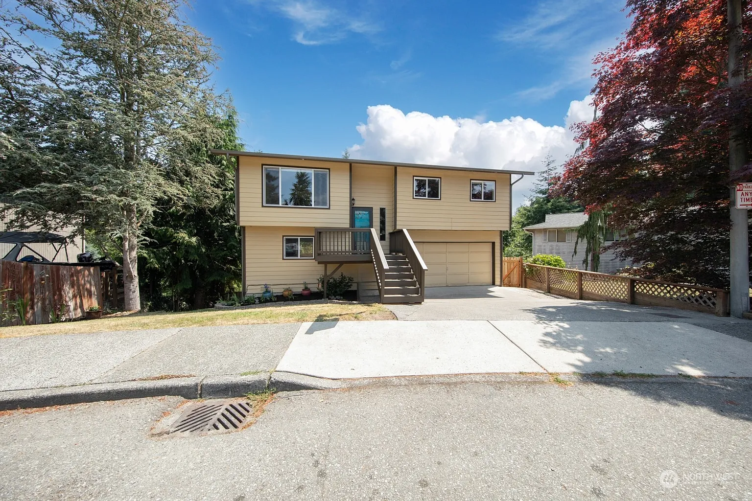 7715 Lower Ridge Road photo 1
