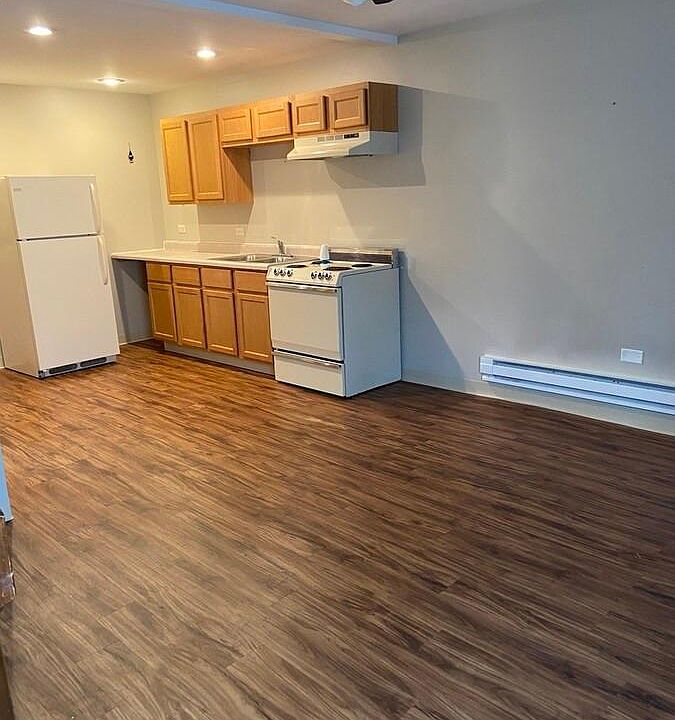1st image of 690 W Judson St APT 7