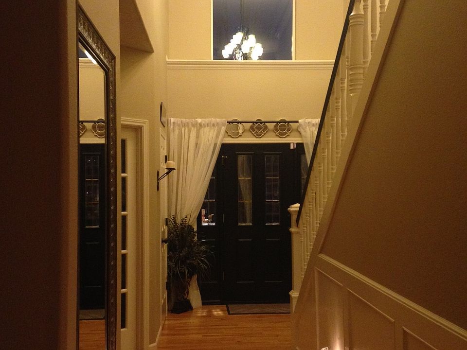2nd image of 2326 Baxter Rd SE