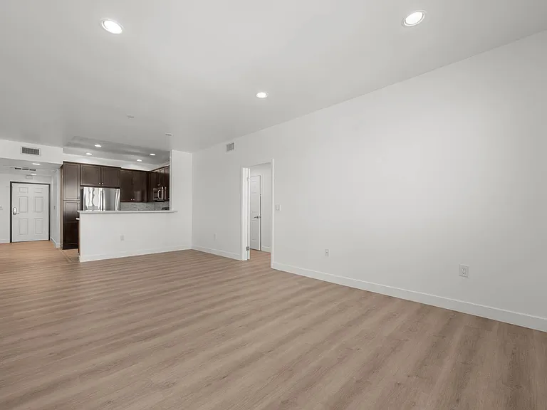 8248 Sepulveda Pl — Photo 6