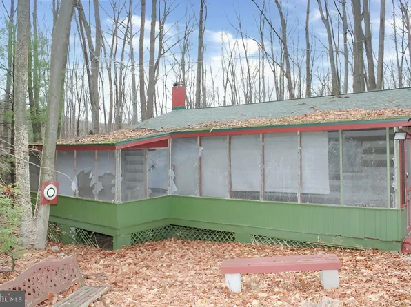 2755 Cold Spring Rd, Orrtanna, PA 17353