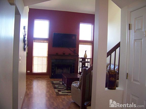 3rd image of 1120 Camden Ct