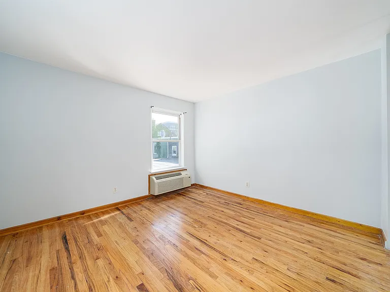 6713 Polk St #6 — Photo 11