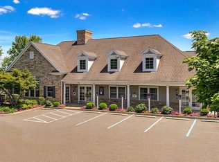 100 Colonial Dr #117F, Reading, PA 19607