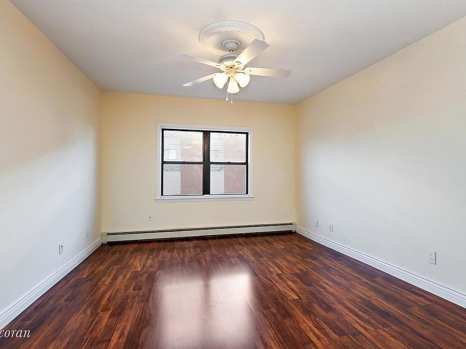 2nd image of 176 Douglass St #2