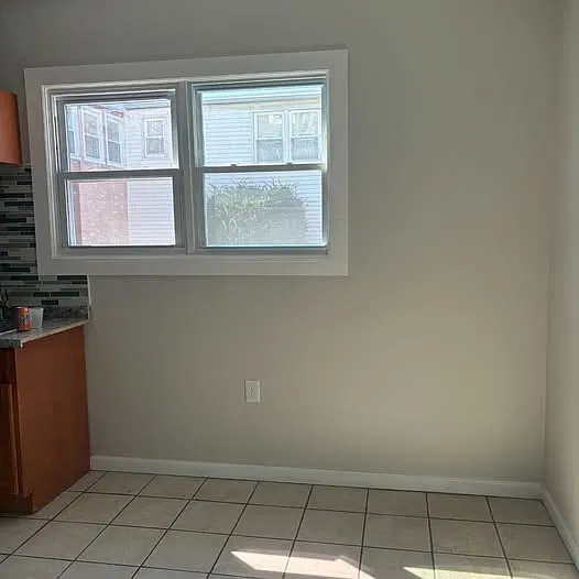 2 bed, 1100 sqft, $2,075 — Photo 4